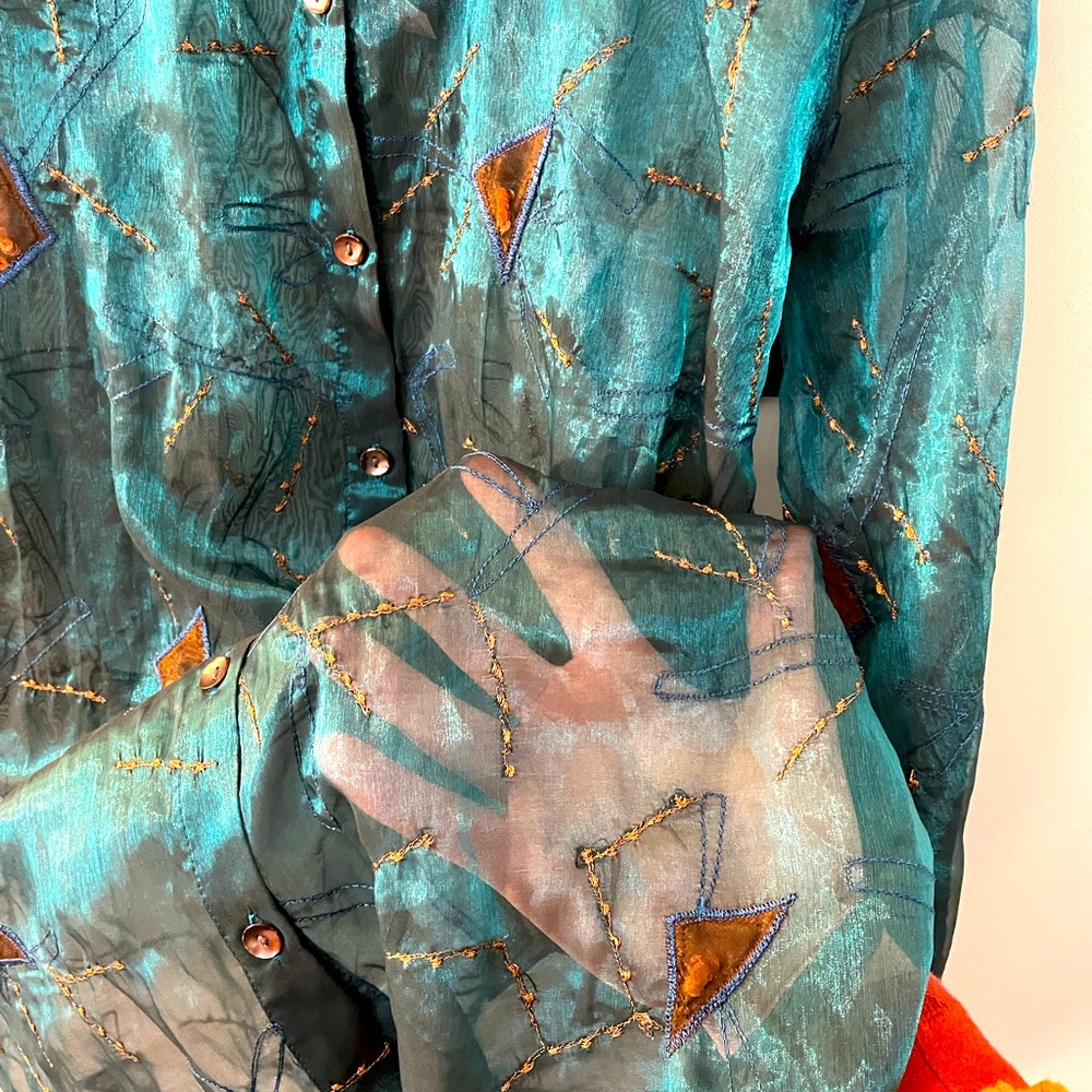 Chico’s Designs Womens button up Shirt size 1